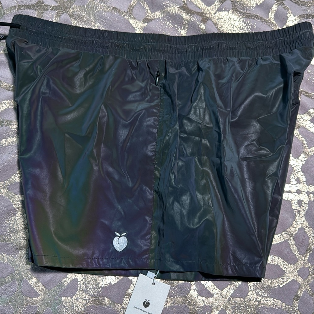 BRAND NEW - Flex Living Reflective Shorts (XXL)